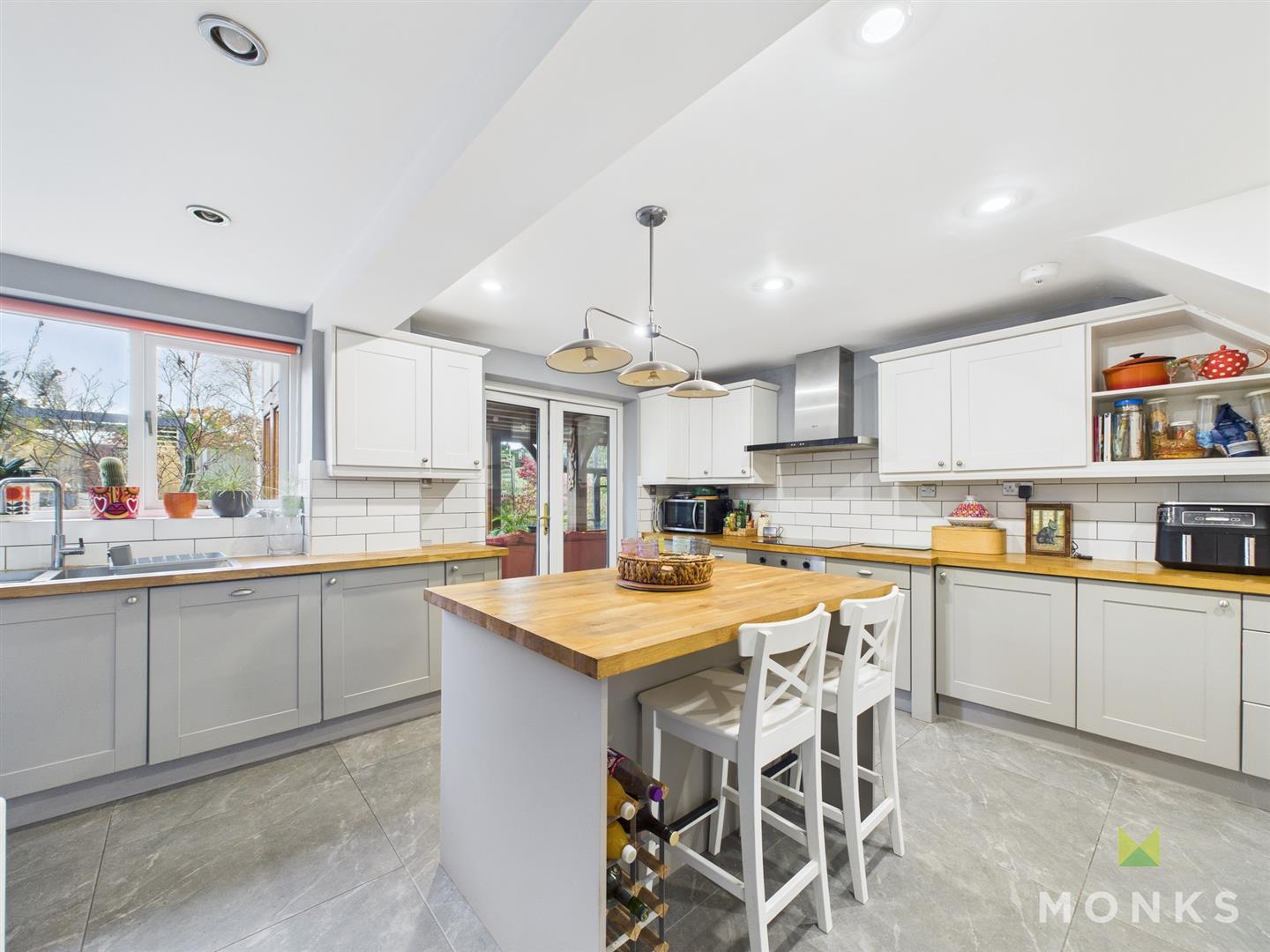 35 Henlow Rise, Shrewsbury, SY3 6BJ For Sale